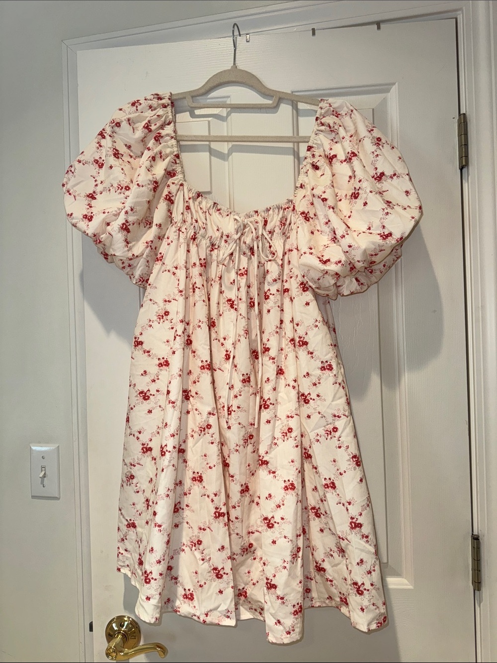 White Mini Dress with Red Floral Print and Puff Sleeves